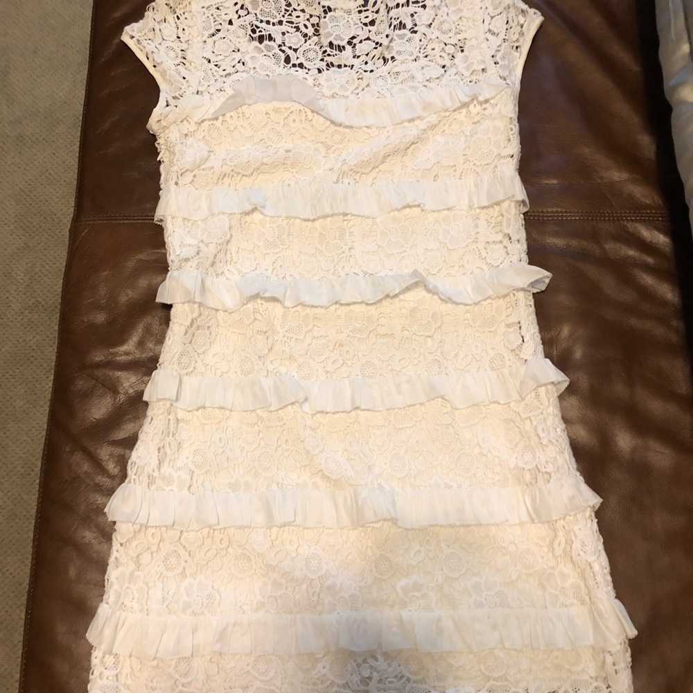 DVF White Lace Dress never worn!! Size 4 - Picture 3 of 4